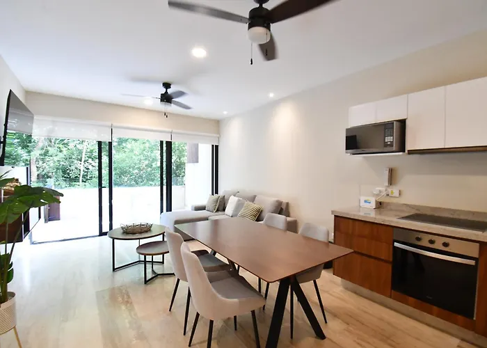 1br At Paramar Viva By The Spot